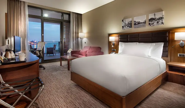 Hilton Garden Inn İzmir